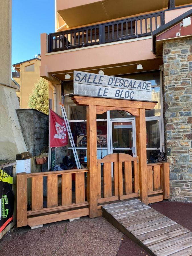 Appartement Aux Pieds Des Pistes ! Les Angles  Exteriör bild