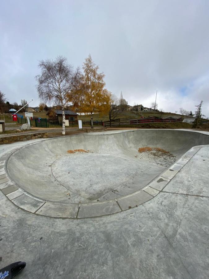 Appartement Aux Pieds Des Pistes ! Les Angles  Exteriör bild